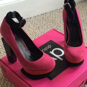 DoLce Vita platform pumps